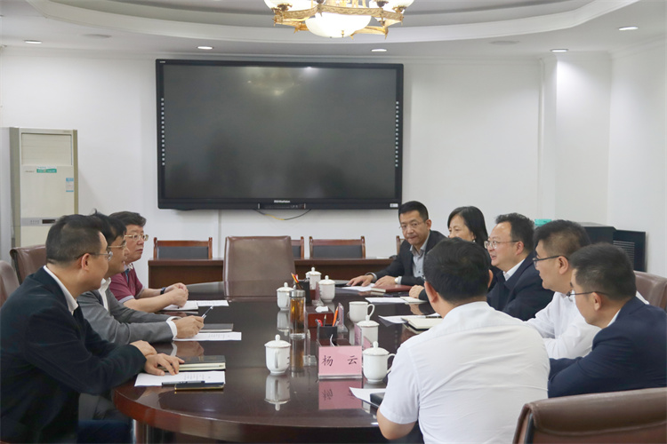 四川省供销合作社召开与内江市人民政府合作座谈会